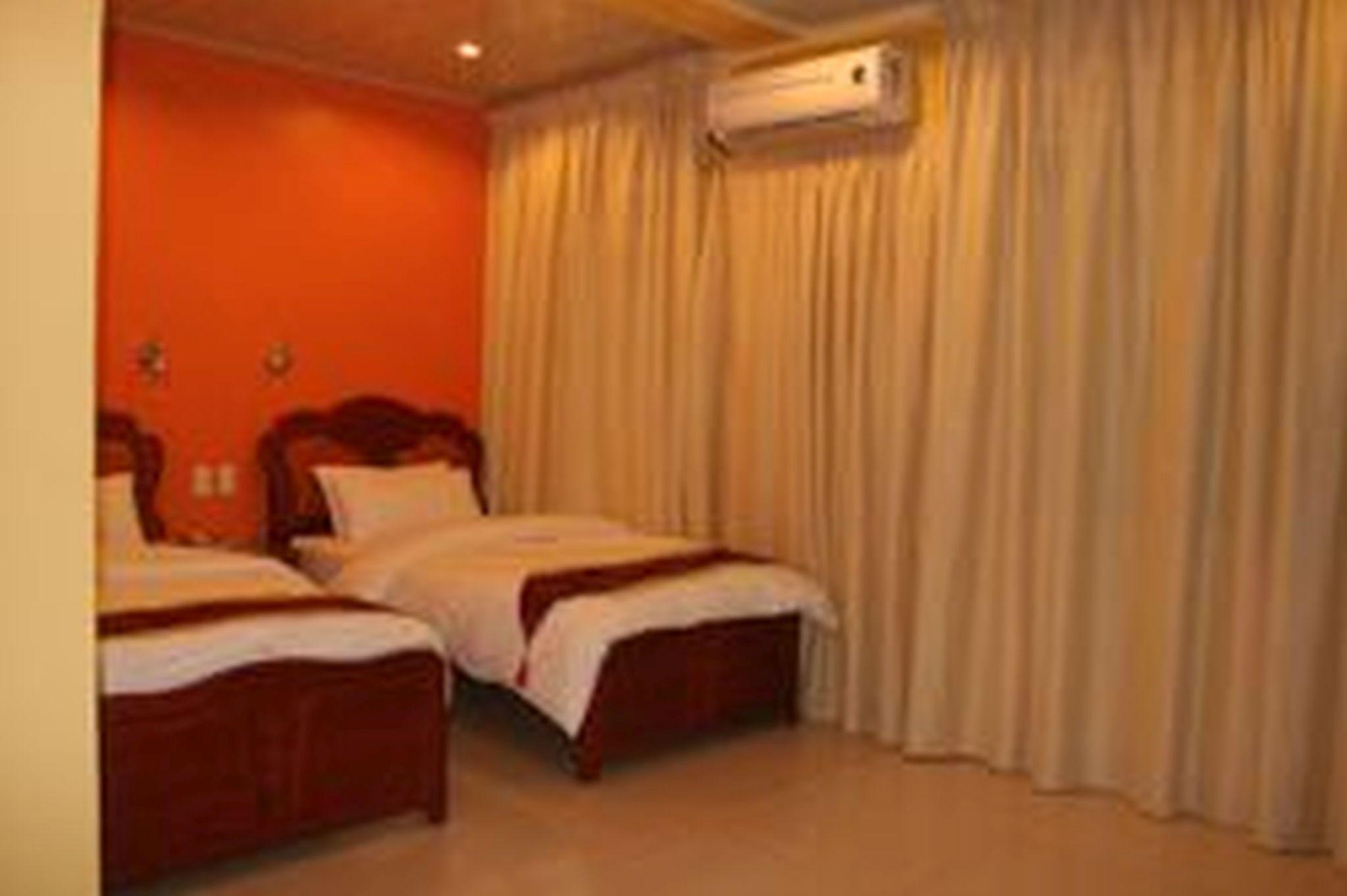 A&A Plaza Hotel Puerto Princesa Exteriér fotografie